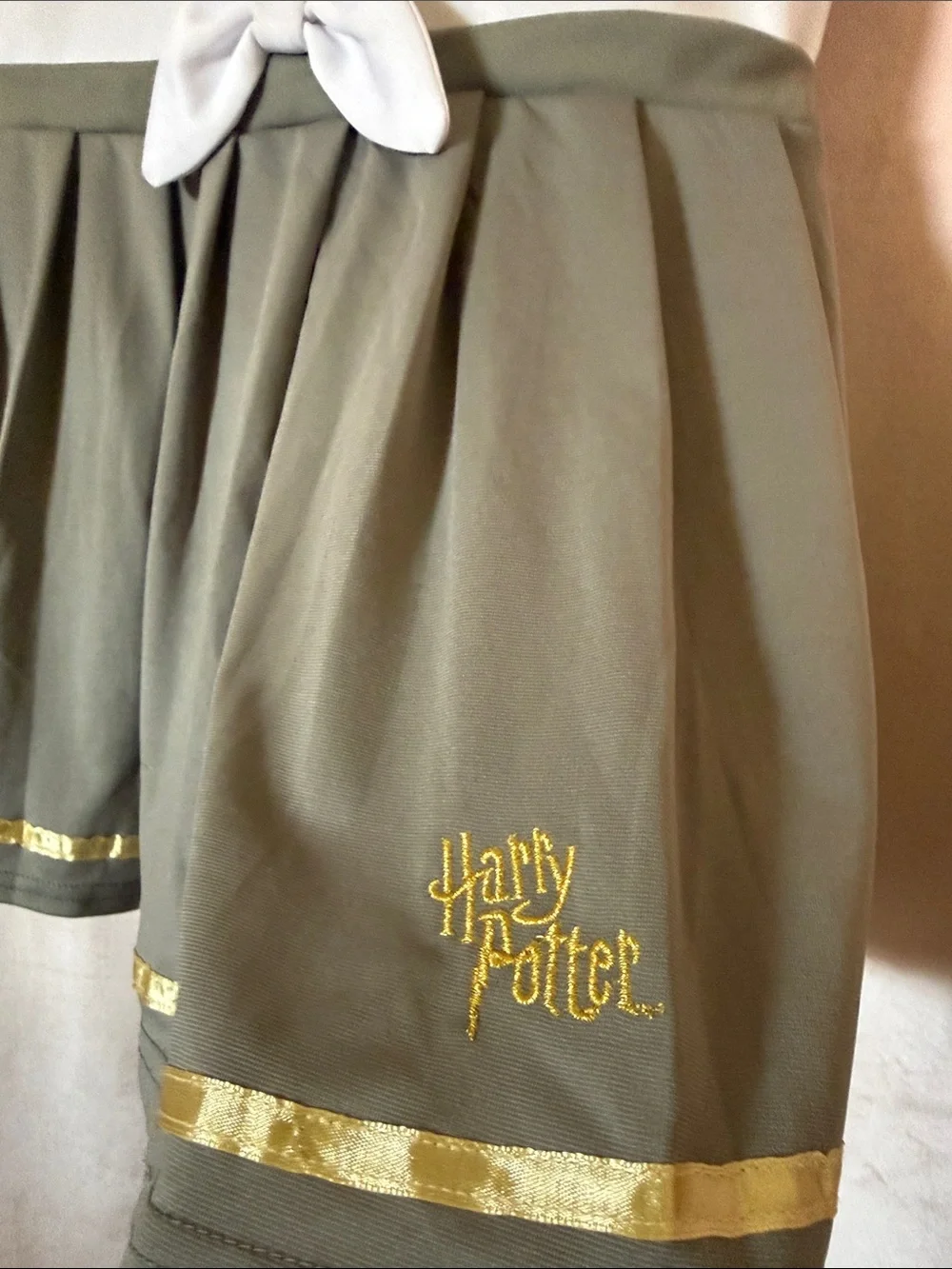 Spirit Halloween Harry Potter Hogwarts Uniform Dress Costume